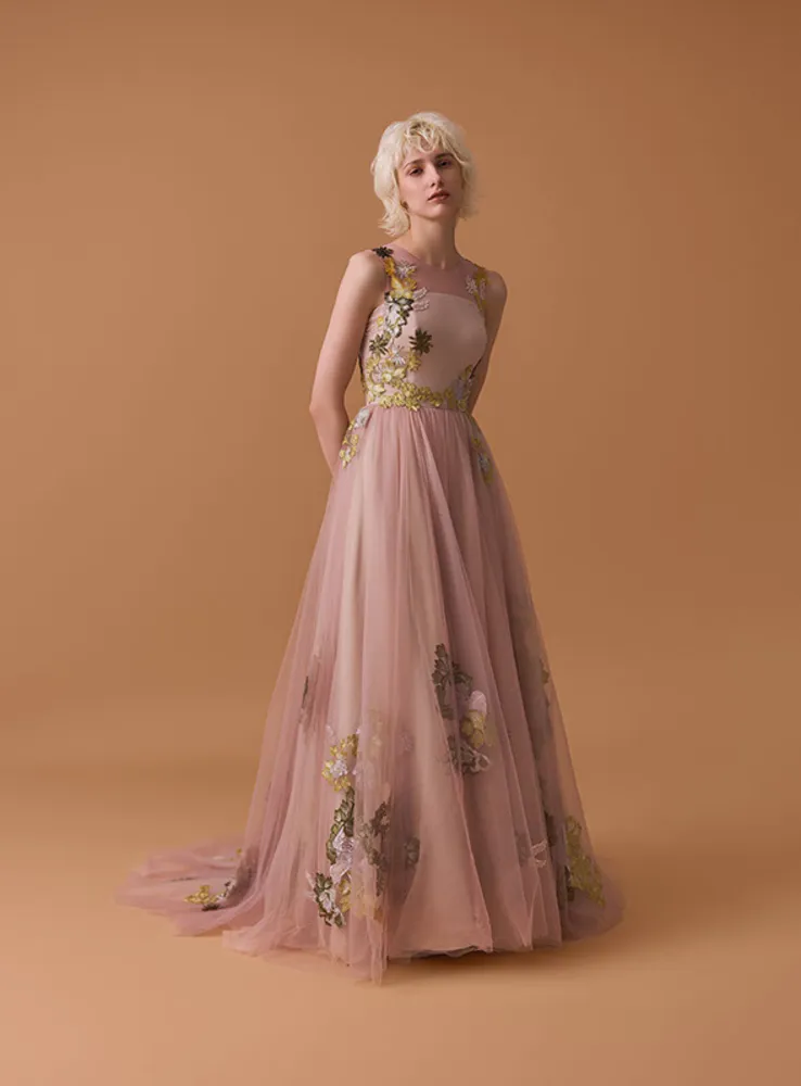 Dress Benedetta 表参道店の衣装