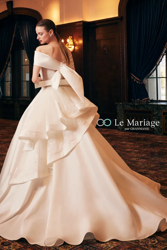 Le Mariageの衣装